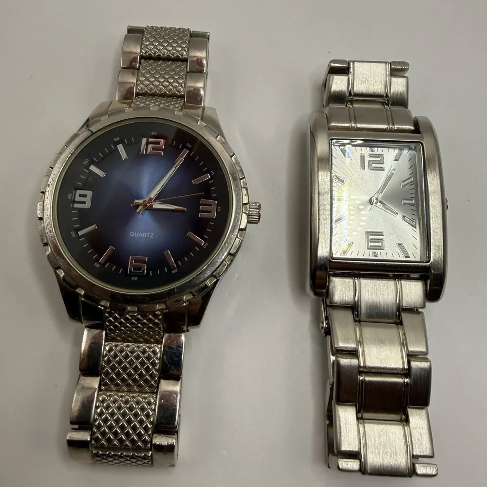 Men's Quartz Watch Bezel Stainless Steel GENWM998 - (Needs Battery) (2) lot